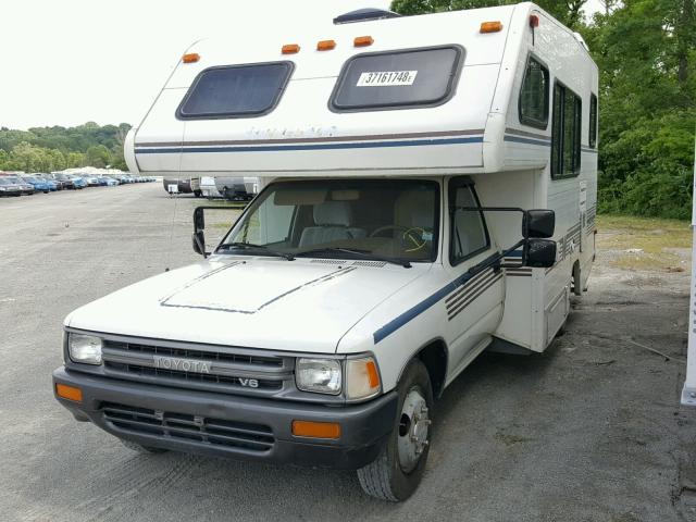 JT5VN94T4K0005832 - 1989 TOYOTA PICKUP CAB WHITE photo 2