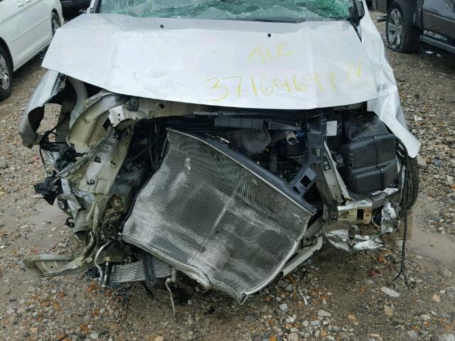 5FNYF4H50BB054623 - 2011 HONDA PILOT SILVER photo 7