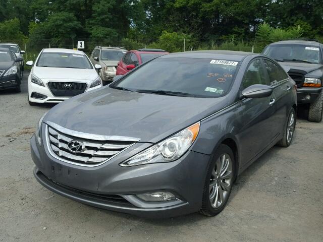 5NPEC4AC7DH774980 - 2013 HYUNDAI SONATA SE GRAY photo 2