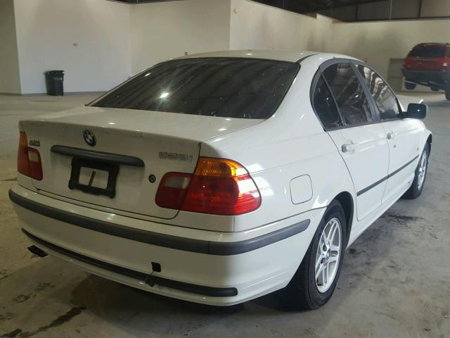 WBAAM3347YCB25595 - 2000 BMW 323 I WHITE photo 4