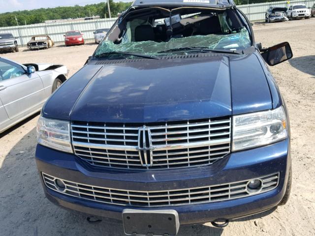 5LMFU28527LJ21799 - 2007 LINCOLN NAVIGATOR ლურჯი ფოტო 7