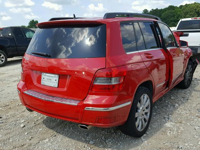 WDCGG5GB6BF555060 - 2011 MERCEDES-BENZ GLK 350 RED photo 4