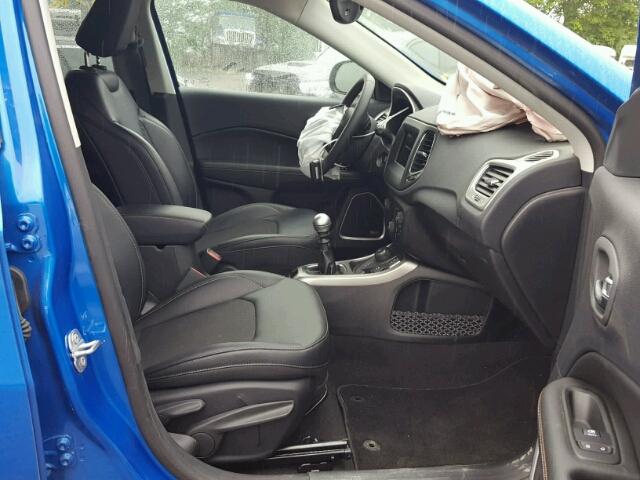 3C4NJDBB9HT650680 - 2017 JEEP COMPASS LA 蓝色 照片 5