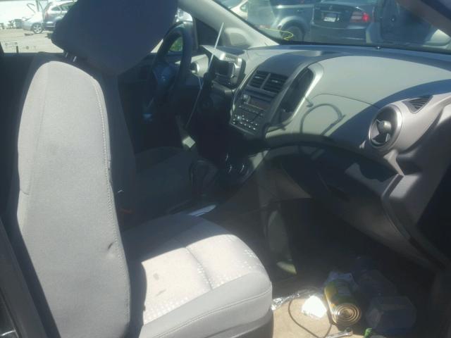 1G1JA5SGXG4154185 - 2016 CHEVROLET SONIC LS GRAY photo 5