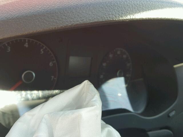 3VWDZ7AJ9BM387670 - 2011 VOLKSWAGEN JETTA RED photo 8