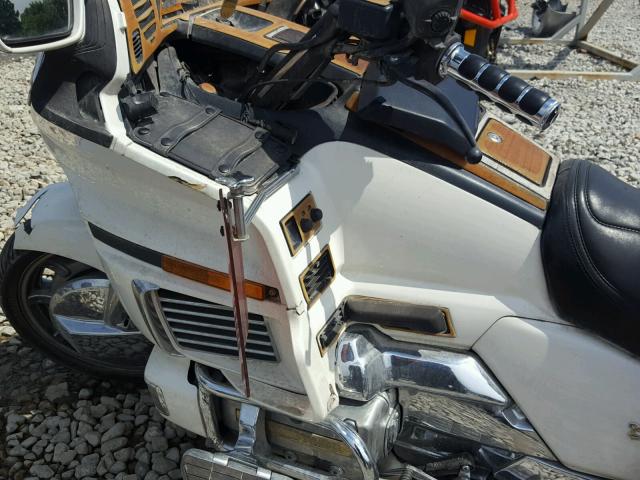 1HFSC2237SA704668 - 1995 HONDA GL1500 SE1 WHITE photo 10