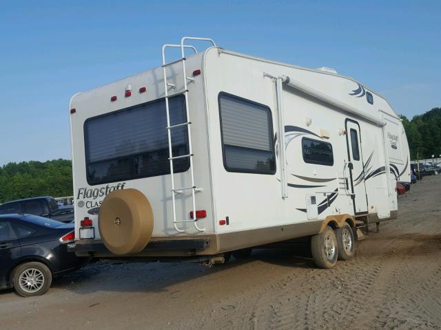 4X4FFLD27B1837616 - 2011 FLAG 5TH WHEEL WHITE photo 4