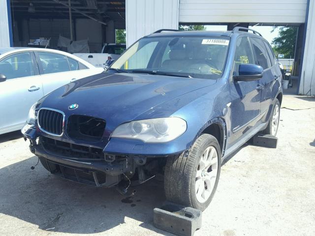 5UXZV4C55CL745254 - 2012 BMW X5 XDRIVE3 BLUE photo 2