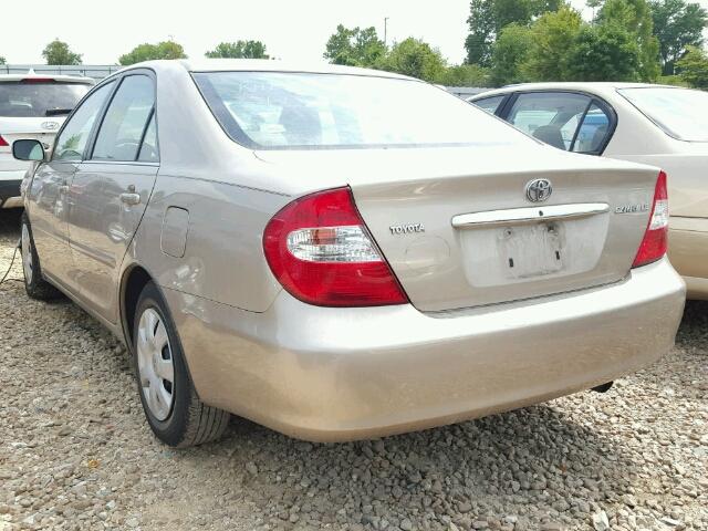 4T1BE32K04U349261 - 2004 TOYOTA CAMRY LE/X GOLD photo 3