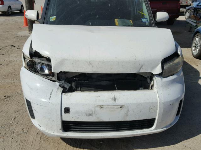 JTLKE50E191076261 - 2009 TOYOTA SCION XB Blanco foto 9