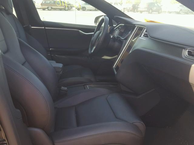 5YJSA1E25HF210953 - 2017 TESLA MODEL S BLACK photo 5