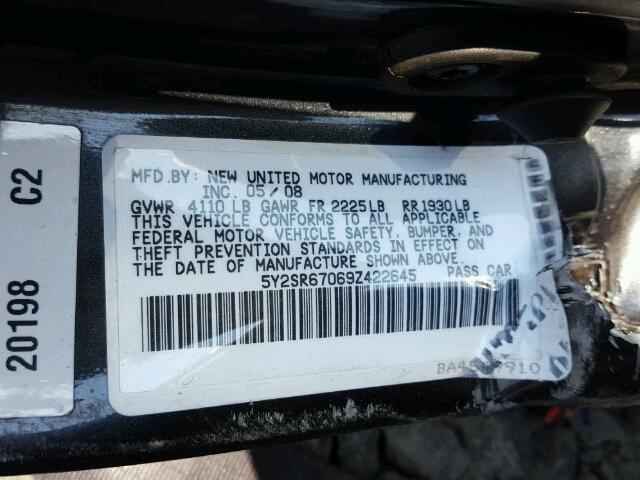 5Y2SR67069Z422645 - 2009 PONTIAC VIBE GRAY photo 10