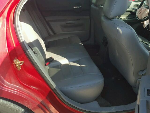 2D4GV58205H128117 - 2005 DODGE MAGNUM R/T MAROON photo 6