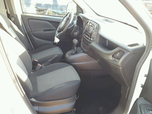 ZFBERFAB3H6D52289 - 2017 RAM PROMASTER 白色 照片 5