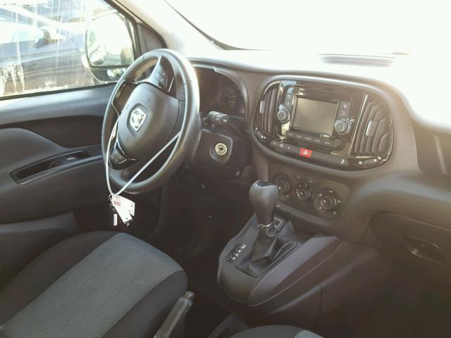 ZFBERFAB3H6D52289 - 2017 RAM PROMASTER 白色 照片 9