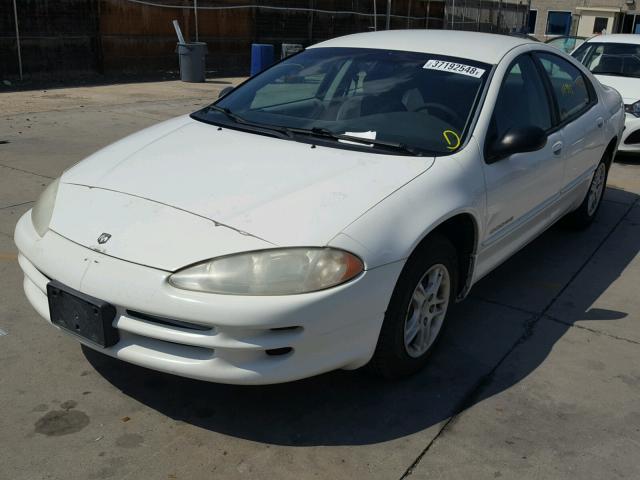 2B3HD46RXXH818556 - 1999 DODGE INTREPID WHITE photo 2