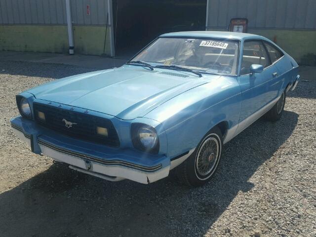 8F03Y165748 - 1978 FORD 2 DOOR BLUE photo 2