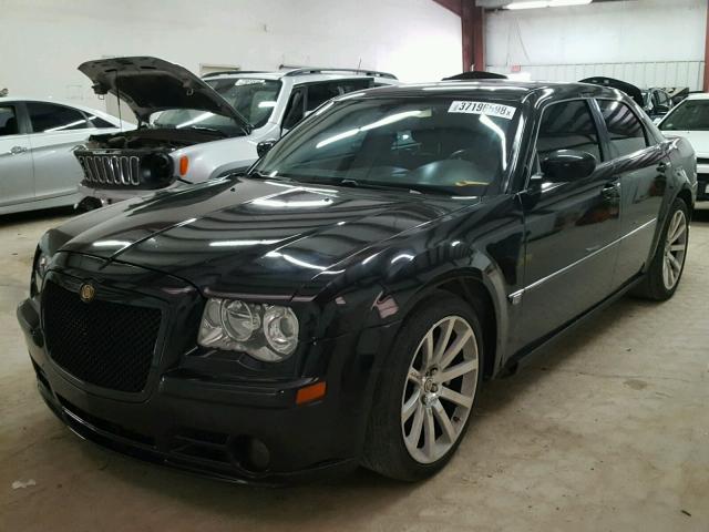 2C3LA73WX6H224579 - 2006 CHRYSLER 300C SRT-8 BLACK photo 2