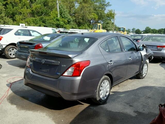 3N1CN7AP2GL873624 - 2016 NISSAN VERSA S GRAY photo 4