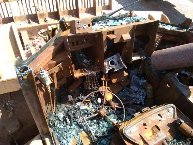 N0V1NPLATE - 2000 CATERPILLAR 836 YELLOW photo 8