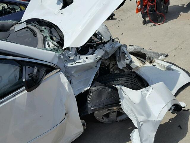 1G11B5SL3EF136347 - 2014 CHEVROLET MALIBU LS WHITE photo 9