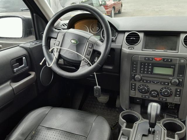 SALAE25415A329765 - 2005 LAND ROVER LR3 SE SILVER photo 9