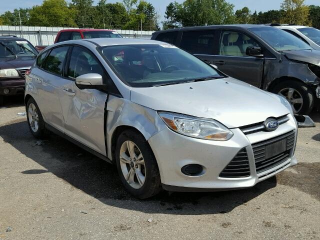 1FADP3K21DL234879 - 2013 FORD FOCUS SE SILVER photo 1