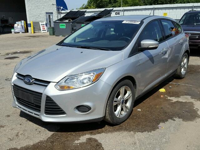 1FADP3K21DL234879 - 2013 FORD FOCUS SE SILVER photo 2