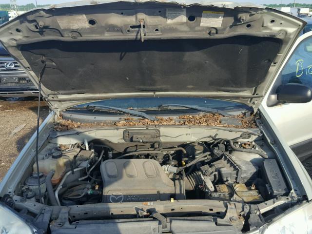 4F2CZ06154KM34105 - 2004 MAZDA TRIBUTE ES SILVER photo 7
