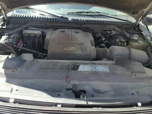 1FMRU15W63LA12408 - 2003 FORD EXPEDITION SILVER photo 7