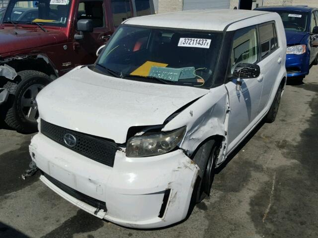 JTLZE4FE9A1108488 - 2010 TOYOTA SCION XB WHITE photo 2