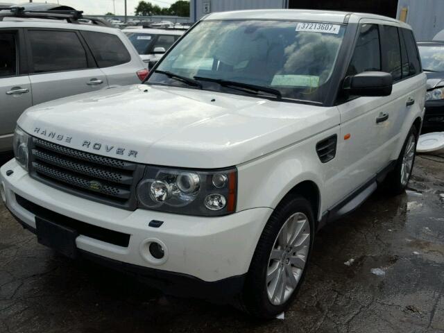 SALSK25438A121016 - 2008 LAND ROVER RANGE ROVE WHITE photo 2