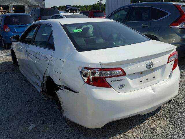 4T1BF1FK7EU403345 - 2014 TOYOTA CAMRY L SILVER photo 3