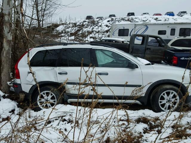 YV1CZ91H441080442 - 2004 VOLVO XC90 T6 WHITE photo 10