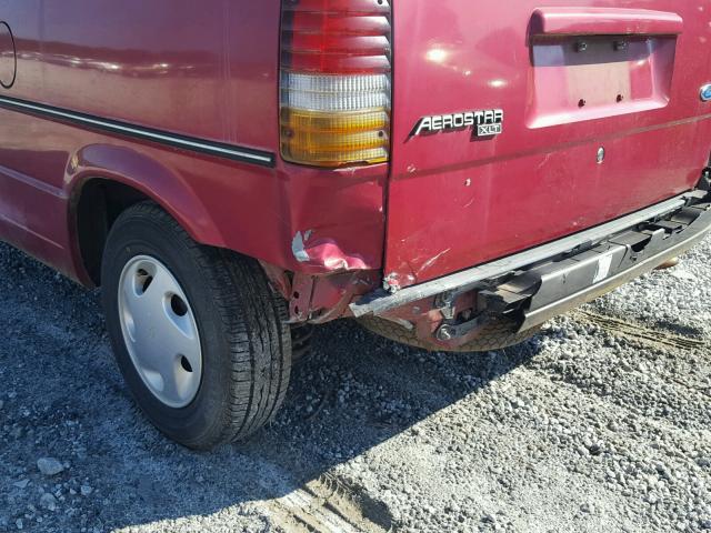 1FMCA11U6SZA24556 - 1995 FORD AEROSTAR RED photo 9