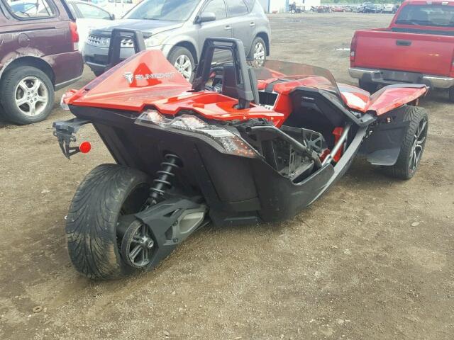 57XAAPFA2F5101618 - 2015 POLARIS SLINGSHOT RED photo 4