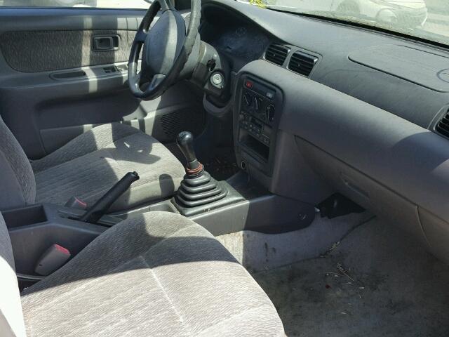 1N4AB41D0WC757923 - 1998 NISSAN SENTRA E WHITE photo 5