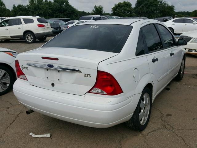 1FAFP38331W181590 - 2001 FORD FOCUS ZTS WHITE photo 4