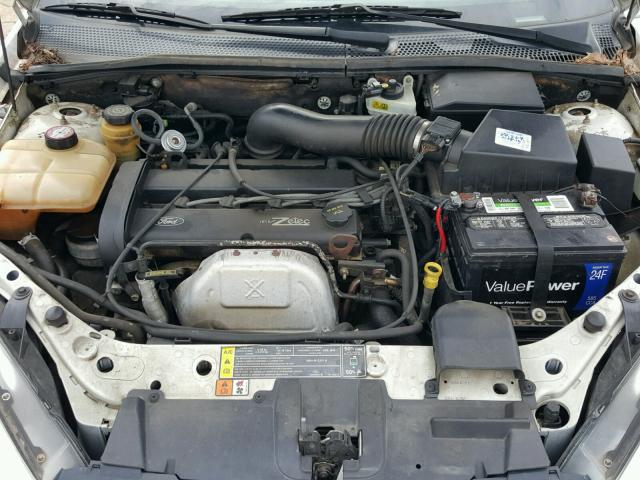 1FAFP38331W181590 - 2001 FORD FOCUS ZTS WHITE photo 7