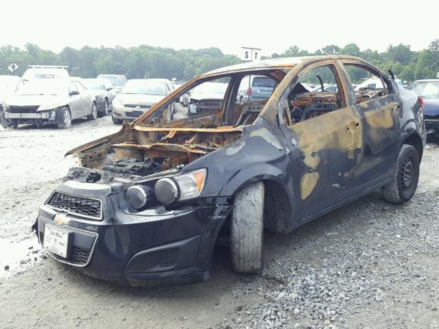 1G1JA5SH9F4197214 - 2015 CHEVROLET SONIC LS BLACK photo 2