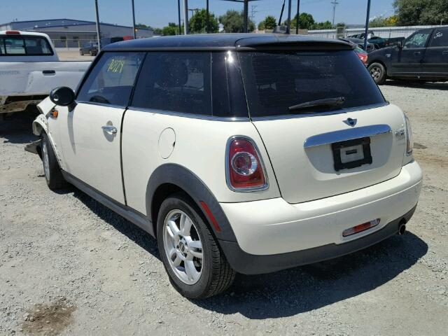 WMWSU3C55CT543267 - 2012 MINI COOPER WHITE photo 3