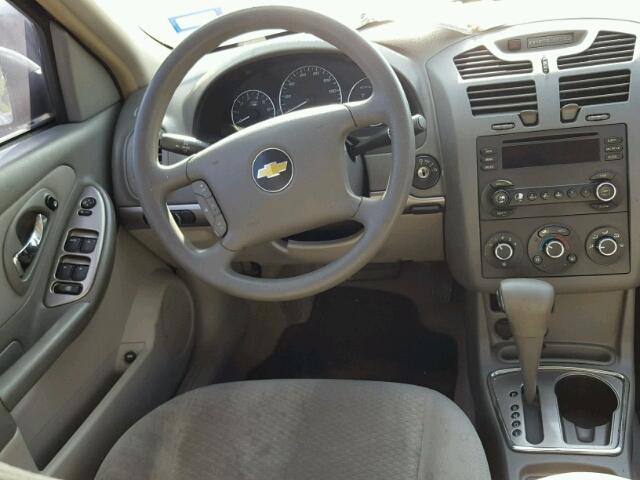1G1ZS51F26F237024 - 2006 CHEVROLET MALIBU LS GREEN photo 9