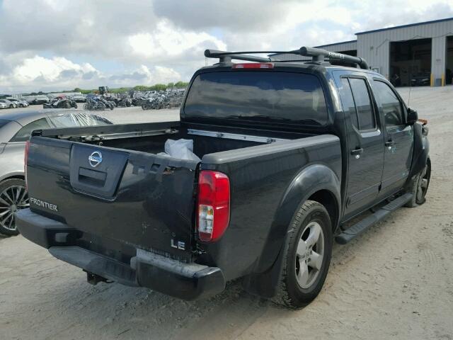 1N6AD07UX6C454505 - 2006 NISSAN FRONTIER C BLACK photo 4