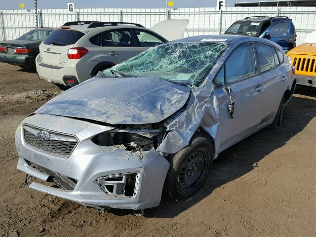 4S3GTAA64H3720913 - 2017 SUBARU IMPREZA SILVER photo 2