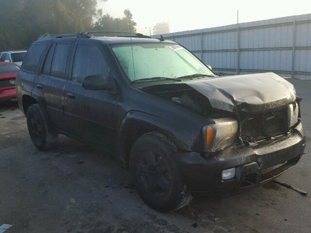 1GNDT13S962162323 - 2006 CHEVROLET TRAILBLAZE BLACK photo 1