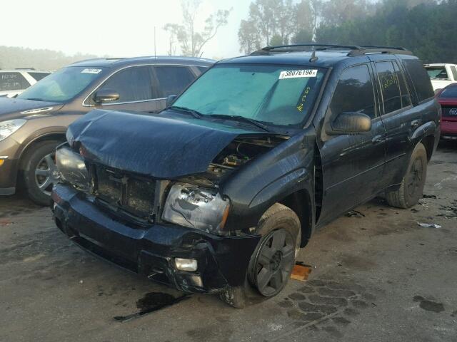 1GNDT13S962162323 - 2006 CHEVROLET TRAILBLAZE BLACK photo 2