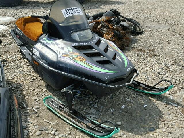 9553758 - 1995 ARCC SNOWMOBILE BLACK photo 1