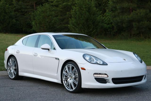 WP0AB2A74CL060503 - 2012 PORSCHE PANAMERA S WHITE photo 1