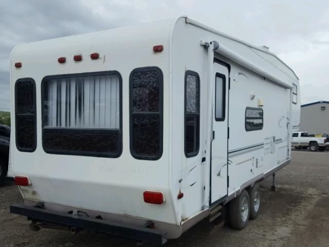 4X4FRLD213D076301 - 2003 ARO 5TH WHEEL WHITE photo 4