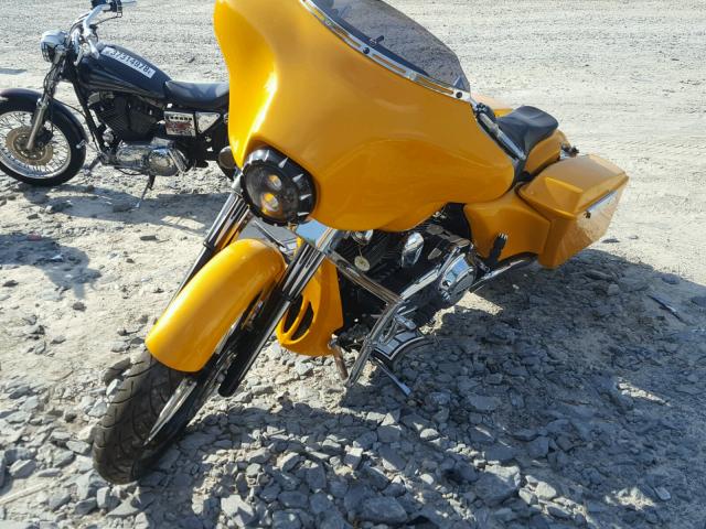 1HD1KBM13DB603854 - 2013 HARLEY-DAVIDSON FLHX STREE YELLOW photo 2